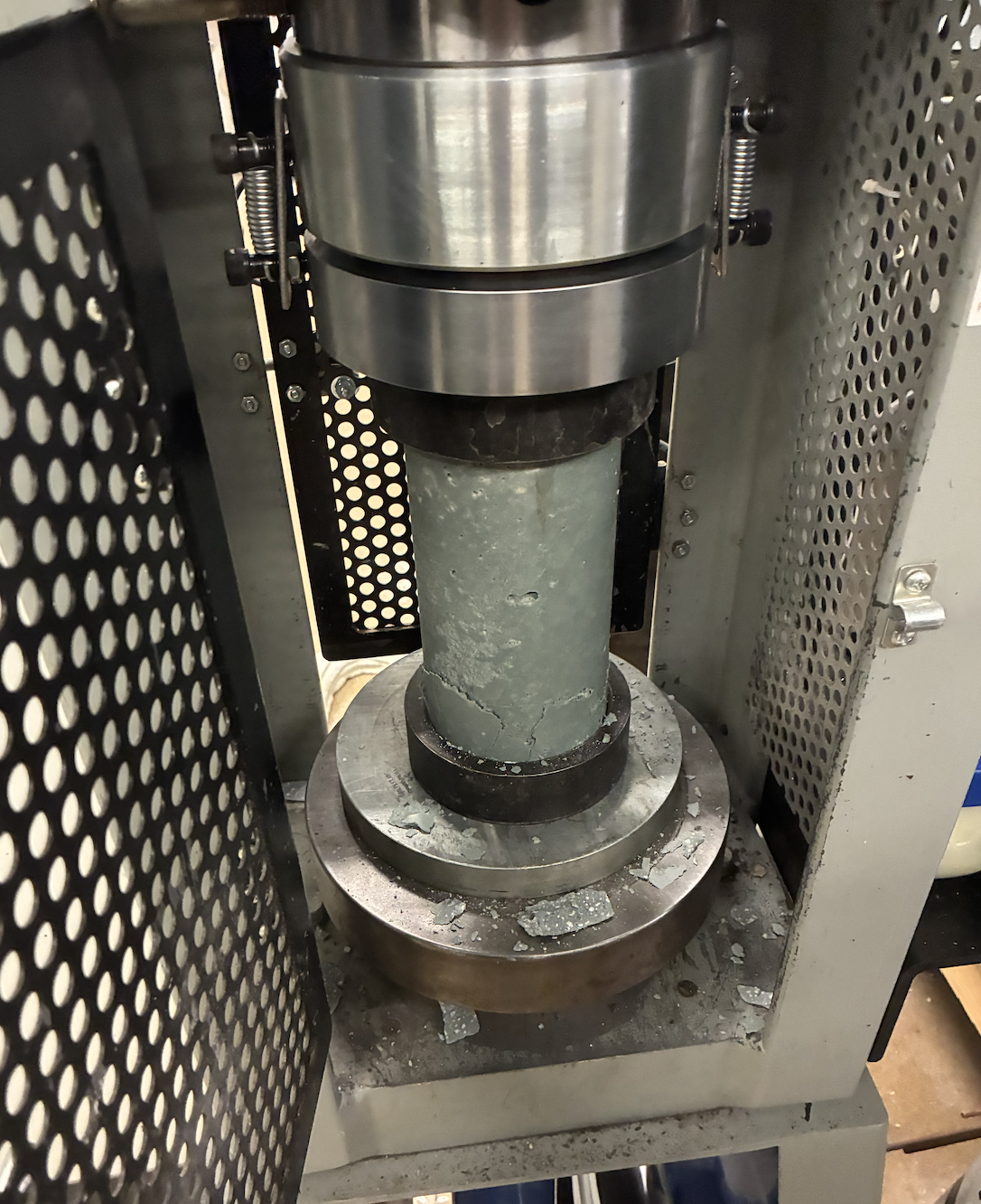 Compression strength test